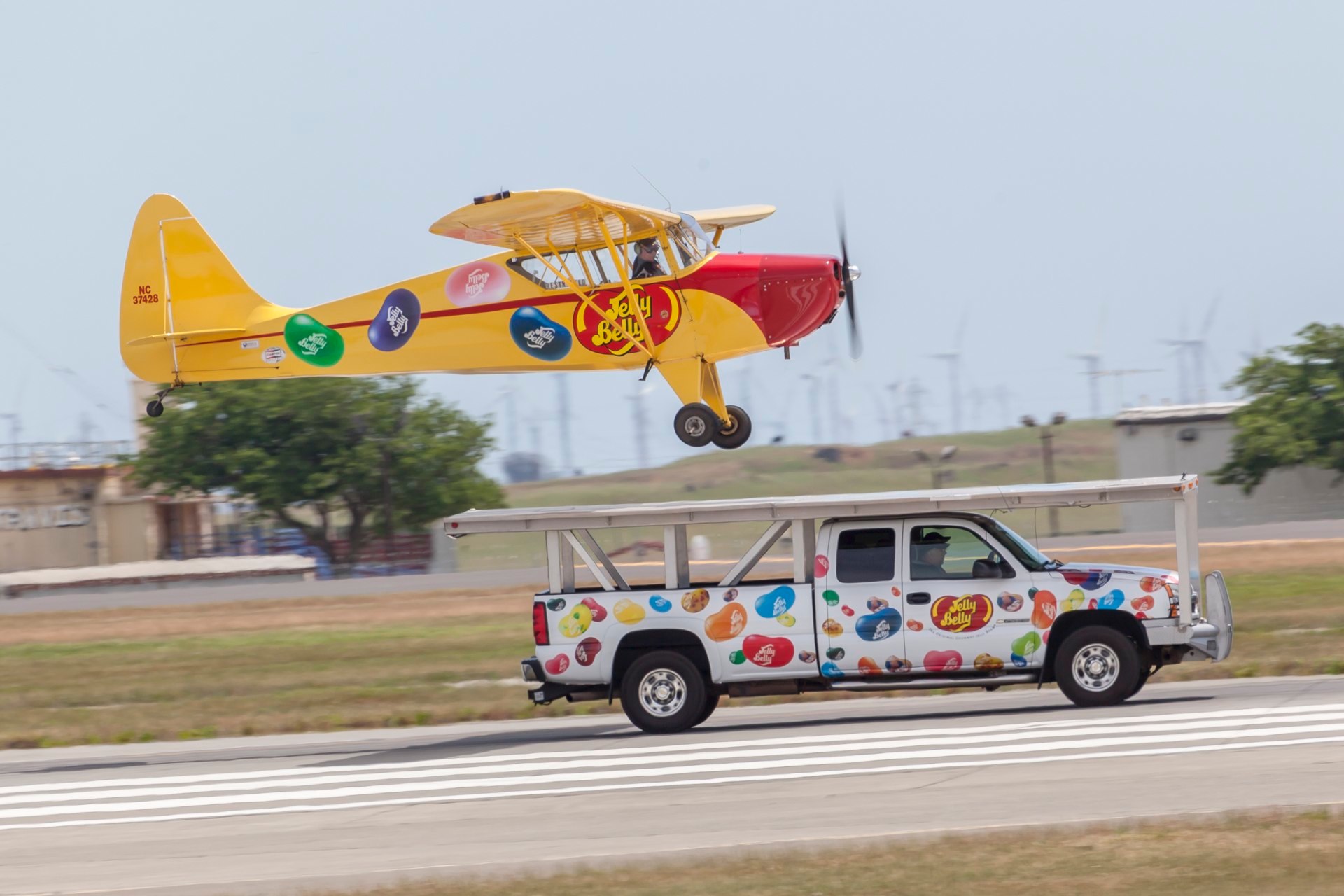 Kent Pietsch landing on his plane